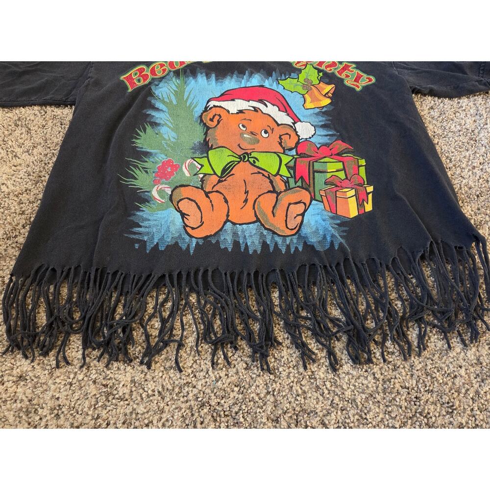 Vtg 90s Beary Naughty Christmas Fringed T-Shirt Black Boxy XL Crop Top Graphic - Picture 2 of 8